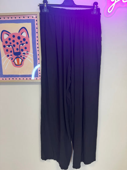 Pantalone over JADE