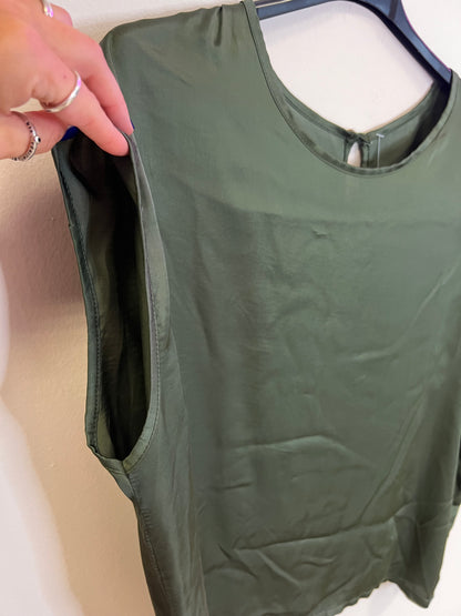 T-shirt over SILK